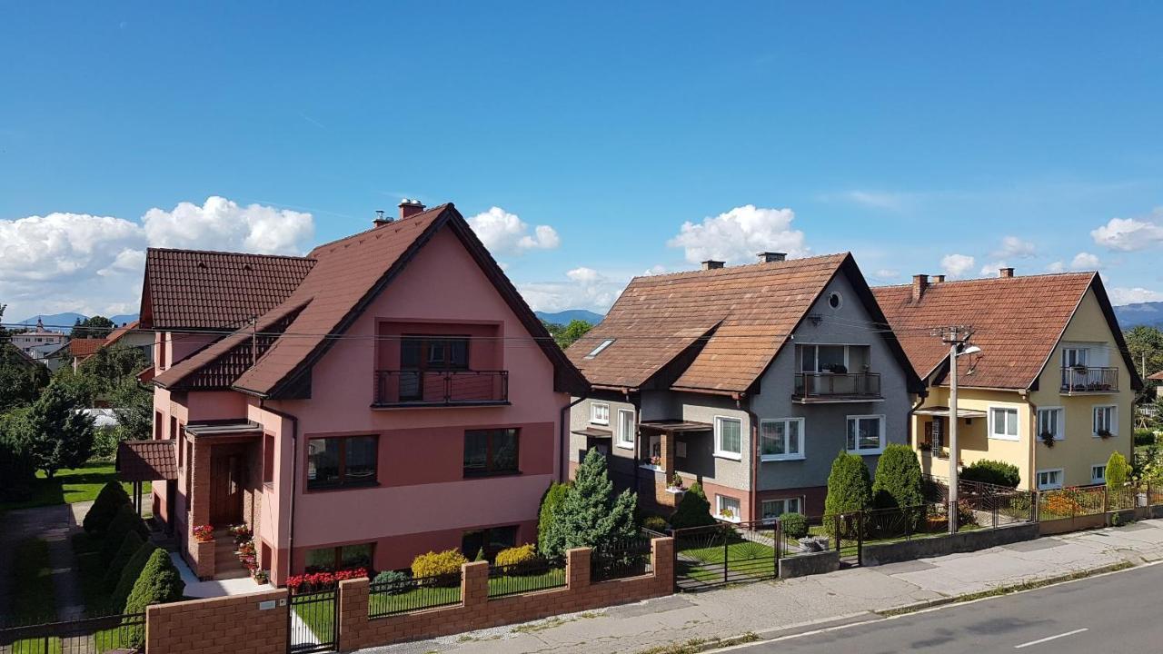 Apartments Iris Ліптовський Мікулаш Екстер'єр фото